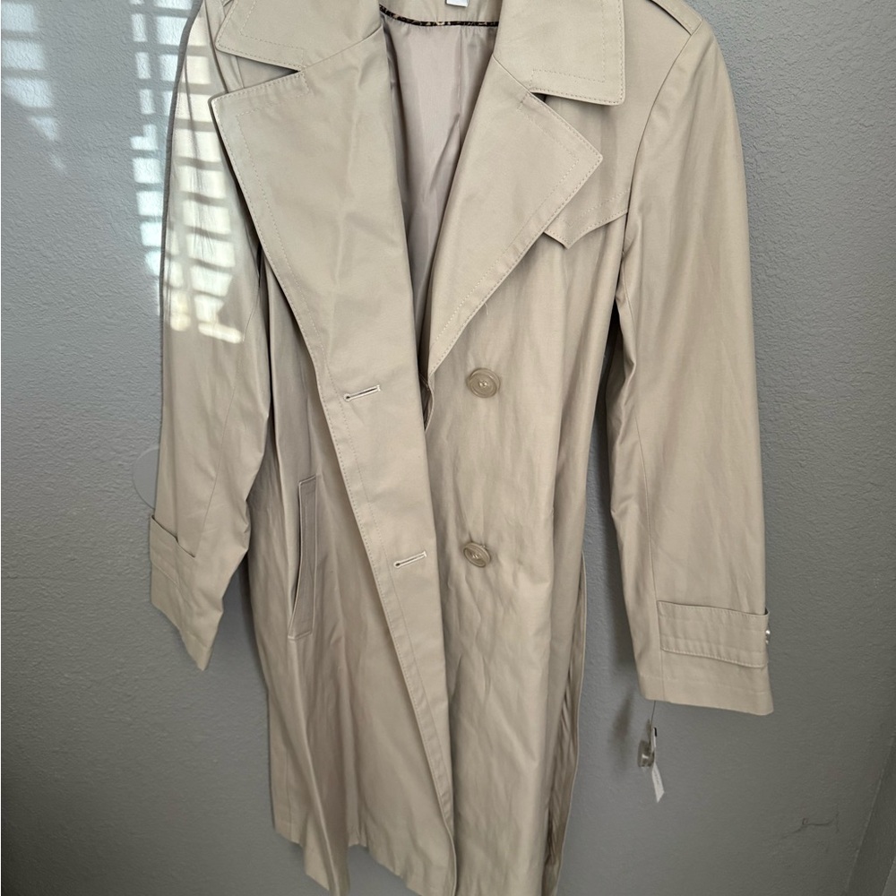 Via Spiga Women's Cream Trench Coat - Picture 3 of 5